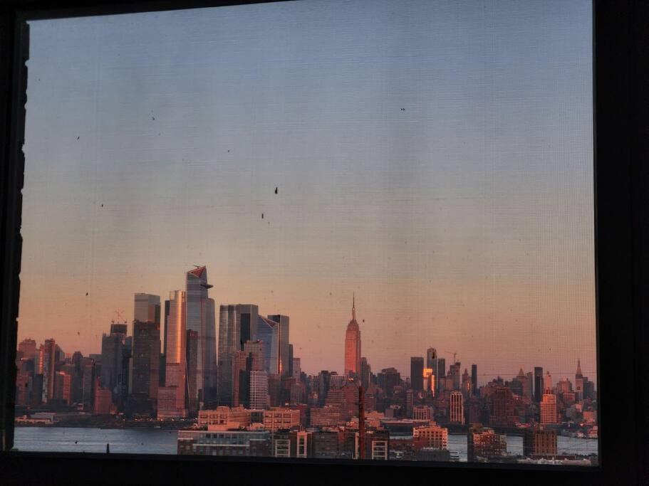 Luxurious 2 Bed ! Mins To Nyc! Daire Union City Dış mekan fotoğraf