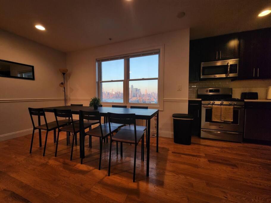 Luxurious 2 Bed ! Mins To Nyc! Daire Union City Dış mekan fotoğraf